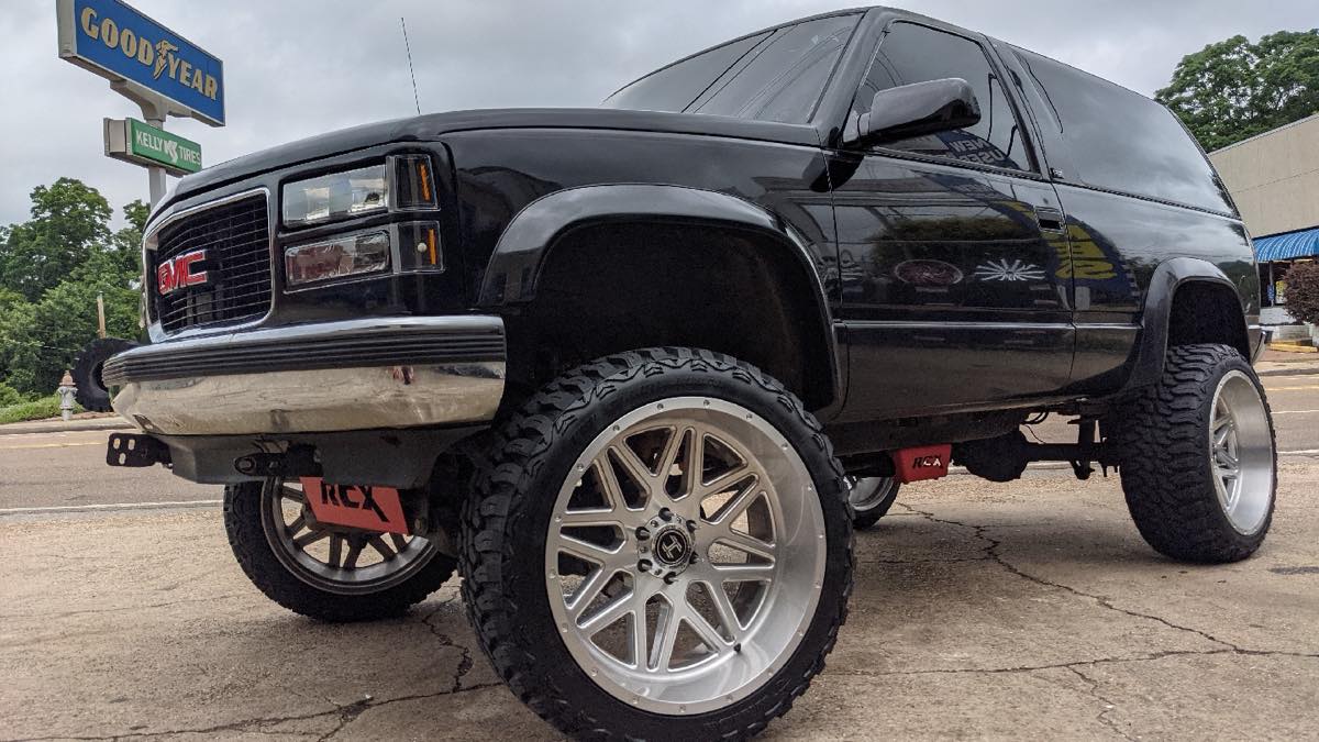 On Fire Tire and Wheels work photo
